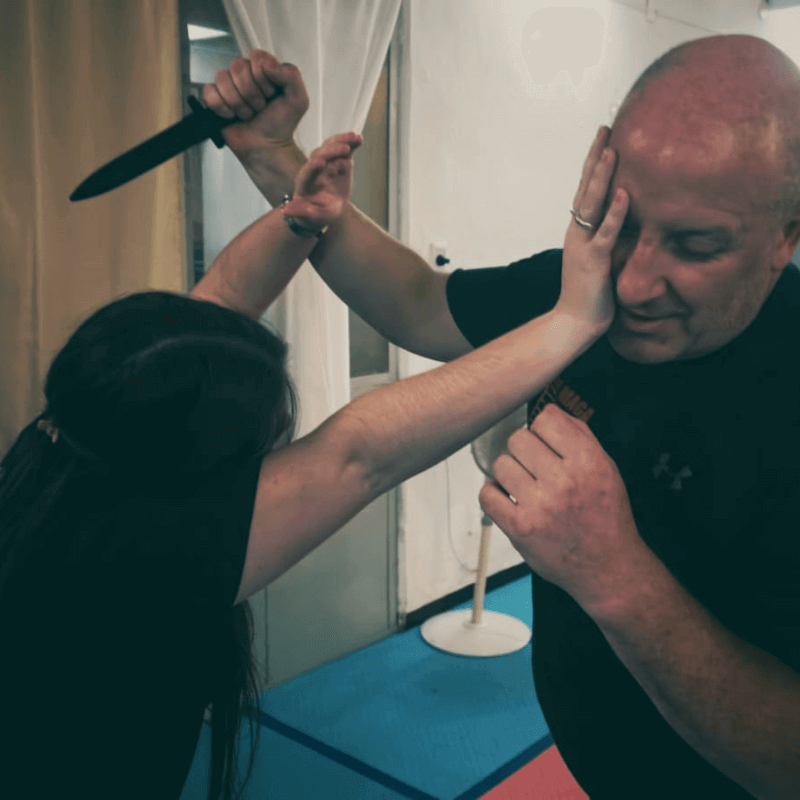 Tecnicas de defensa contra ataque de cuchillo